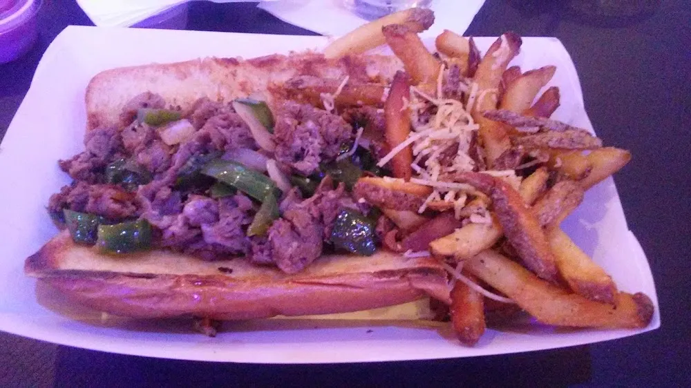 Smoked on-Premise Težasiago Chicken Sausage Toasted'Hoagie Topped